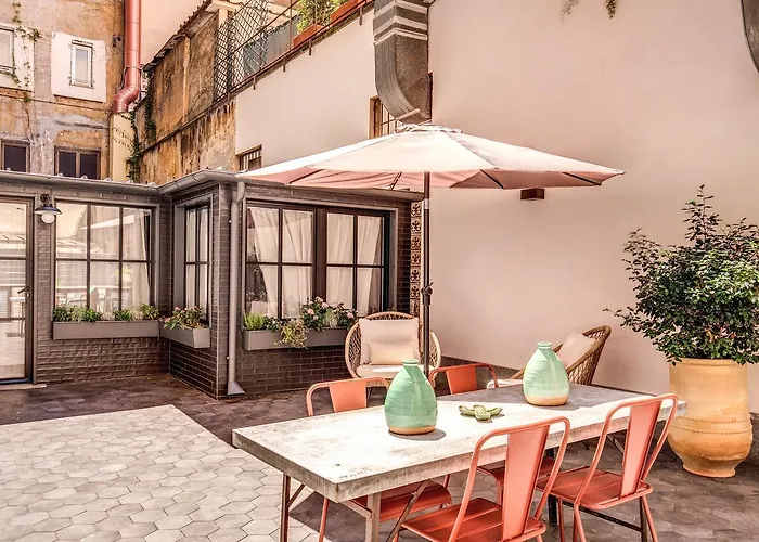 Decharme With Terrace In Monti * Rzym