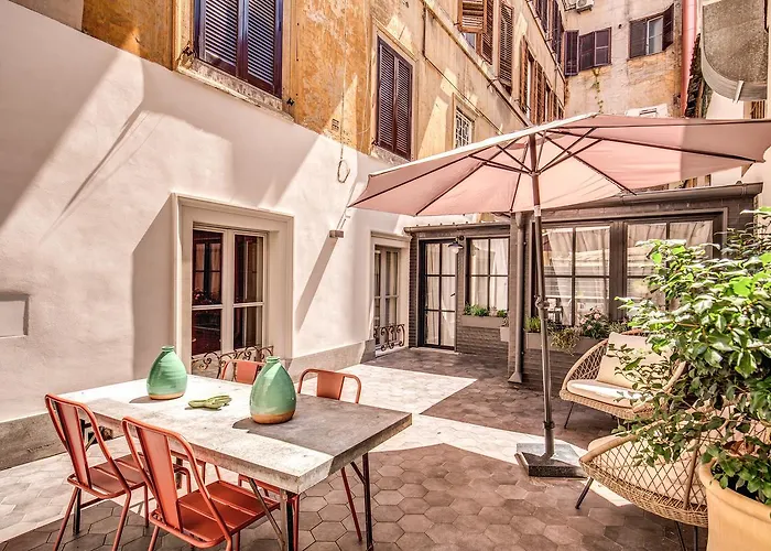Decharme With Terrace In Monti